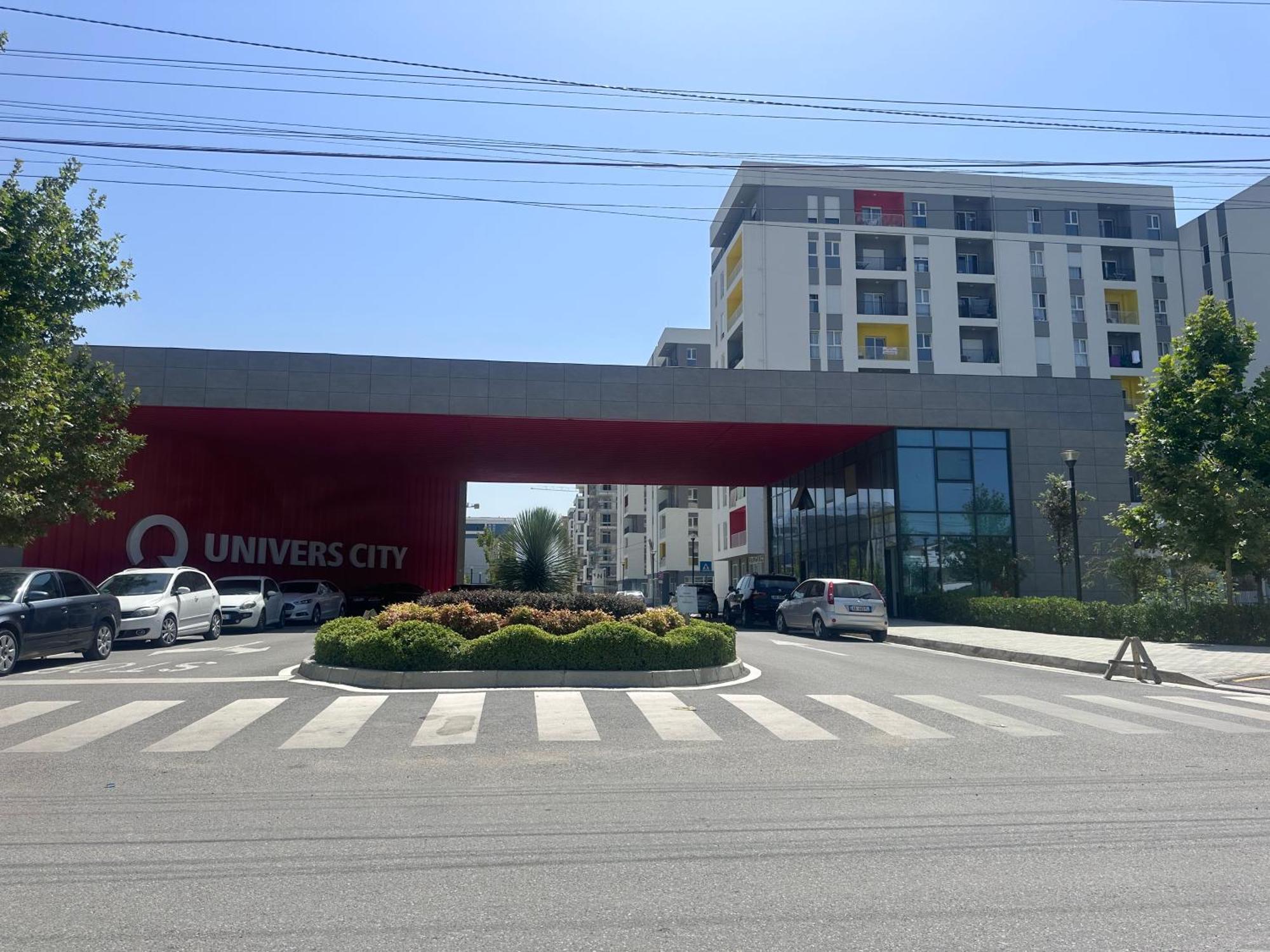 Bratti'S Apartment Near Tirana Center And Mother Teresa Airport Buitenkant foto