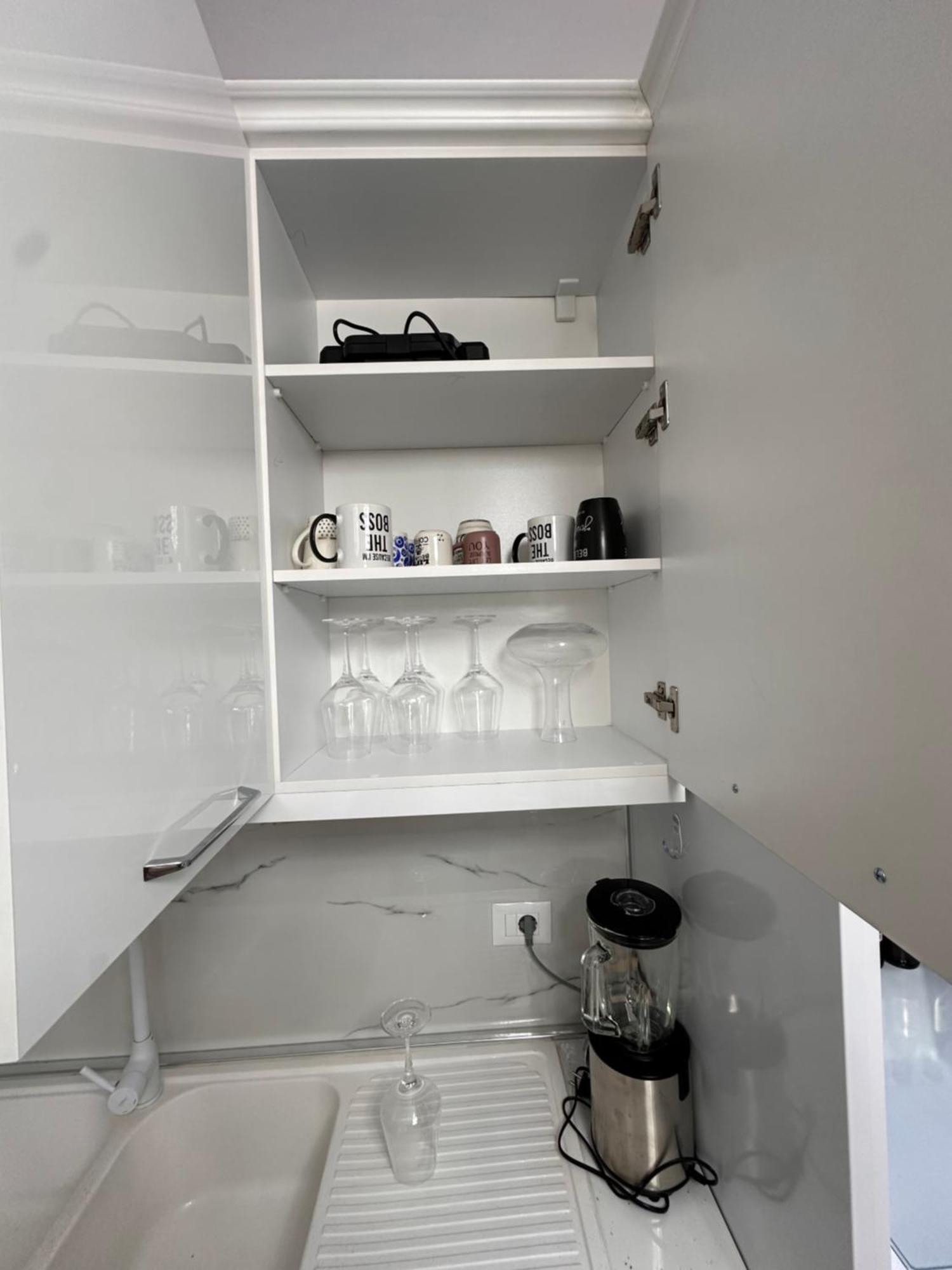 Bratti'S Apartment Near Tirana Center And Mother Teresa Airport Buitenkant foto