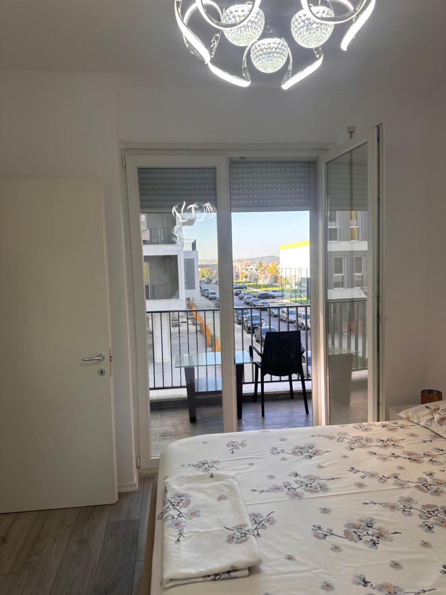 Bratti'S Apartment Near Tirana Center And Mother Teresa Airport Buitenkant foto