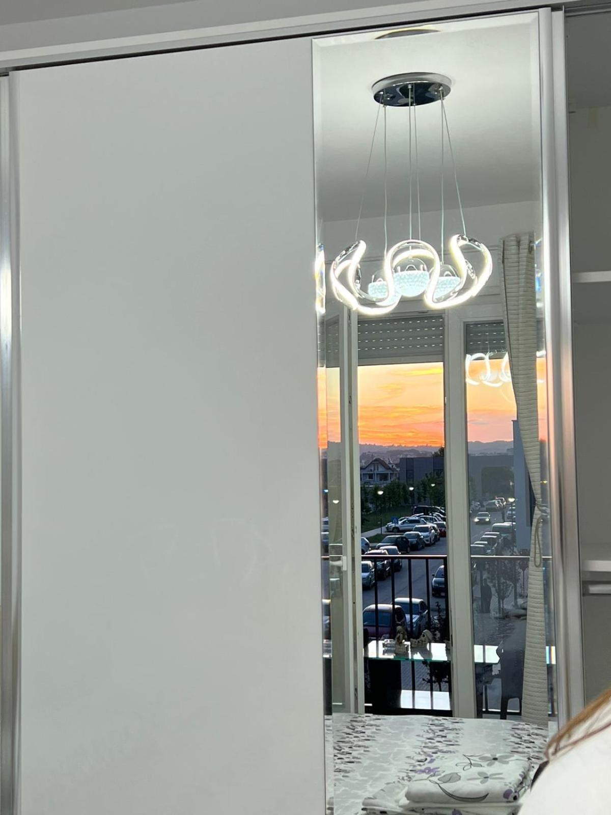 Bratti'S Apartment Near Tirana Center And Mother Teresa Airport Buitenkant foto